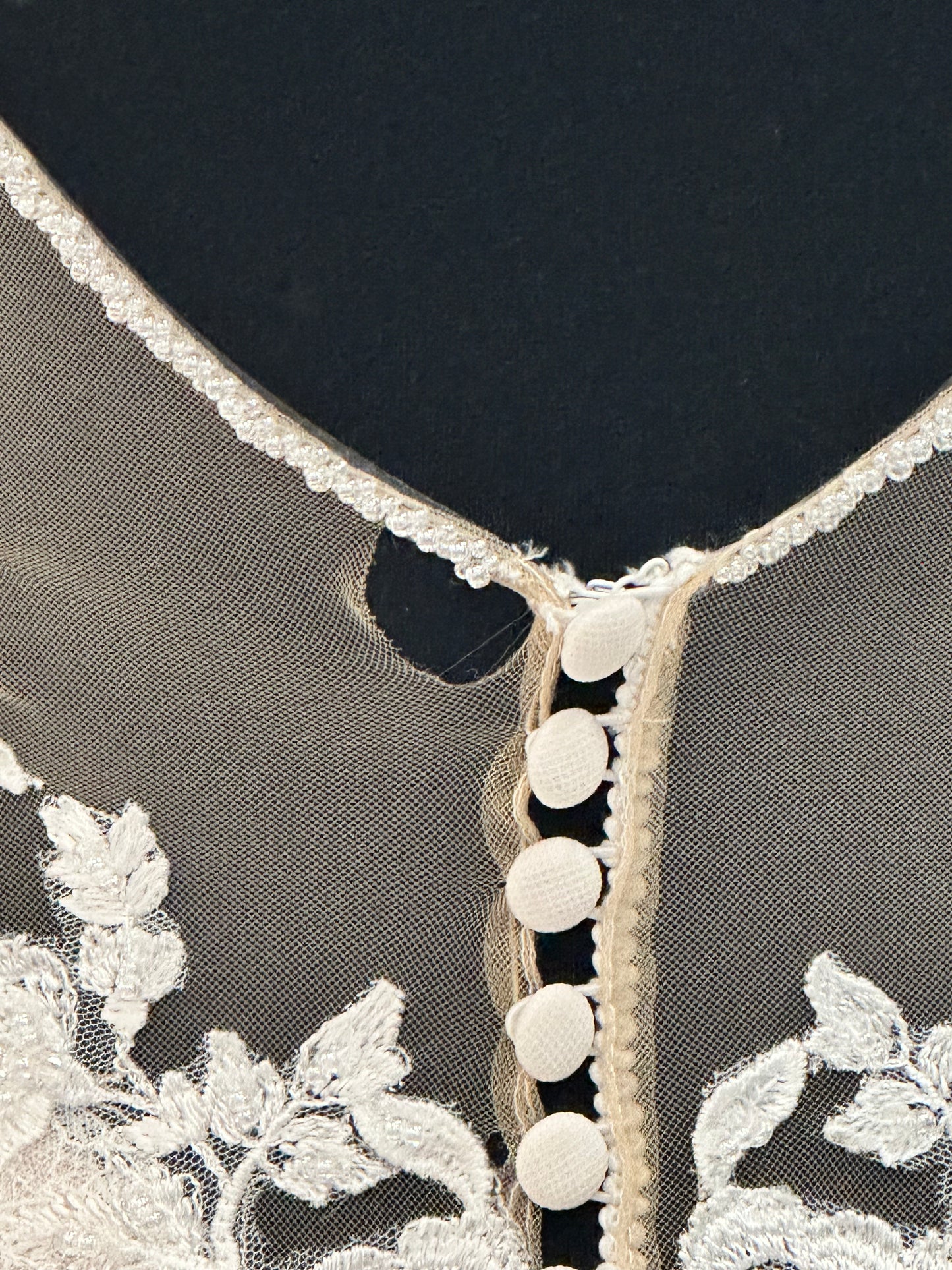 Y12236 Dakota by Sophia Tolli