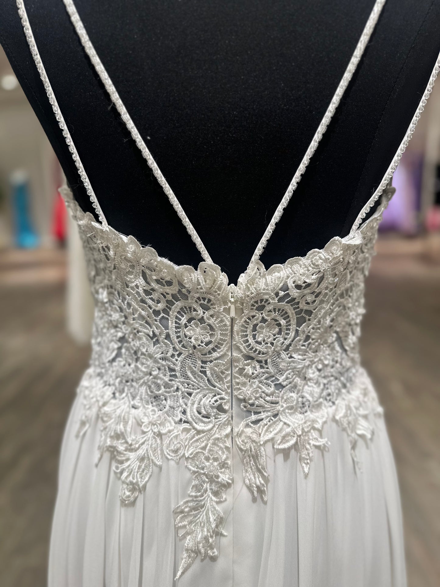 120175 A-line Wedding Dress by Enchanting for Mon Cheri