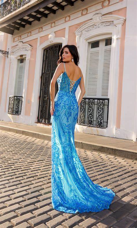 1465 Nox Anable Sheath Sequin Slit Dress