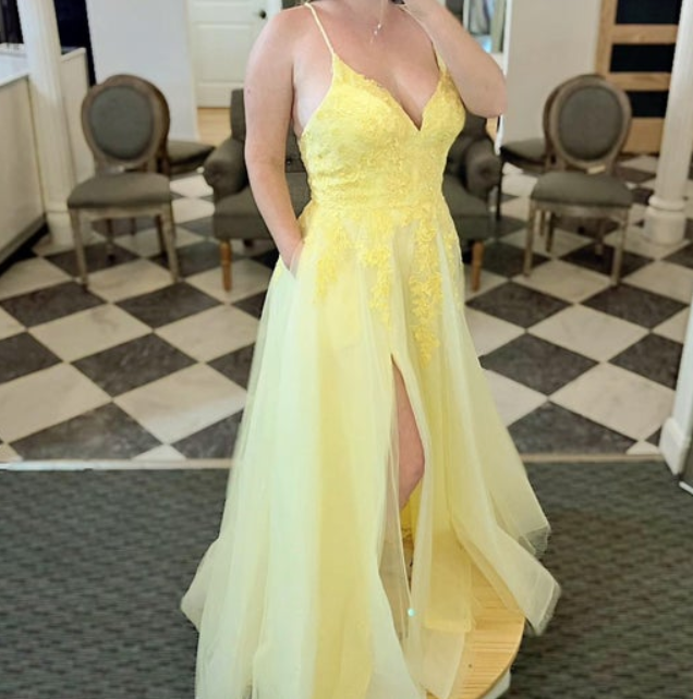 122014 Ellie Wilde A-Line Prom