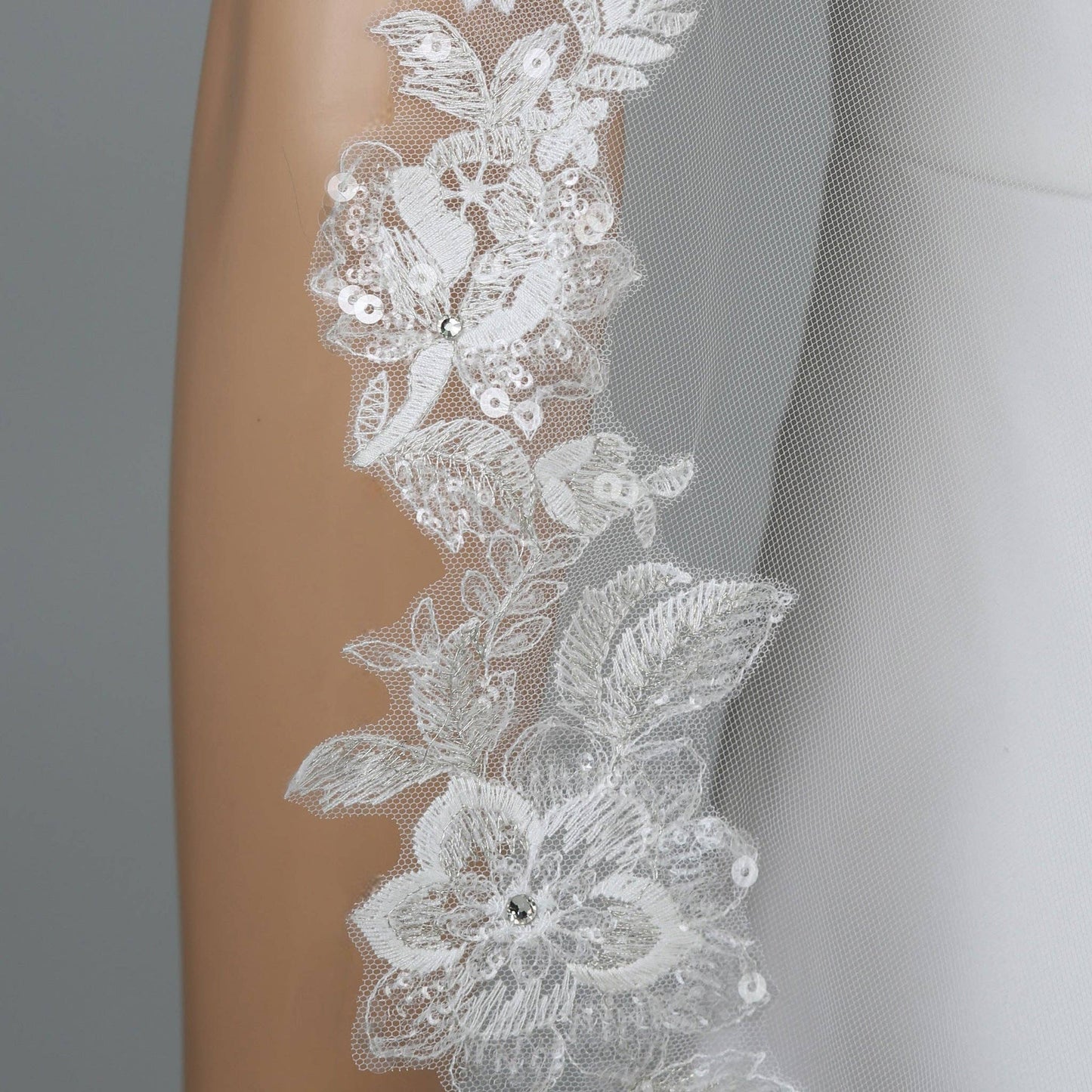 Floral Vine Embroidered Lace Bridal Veil
