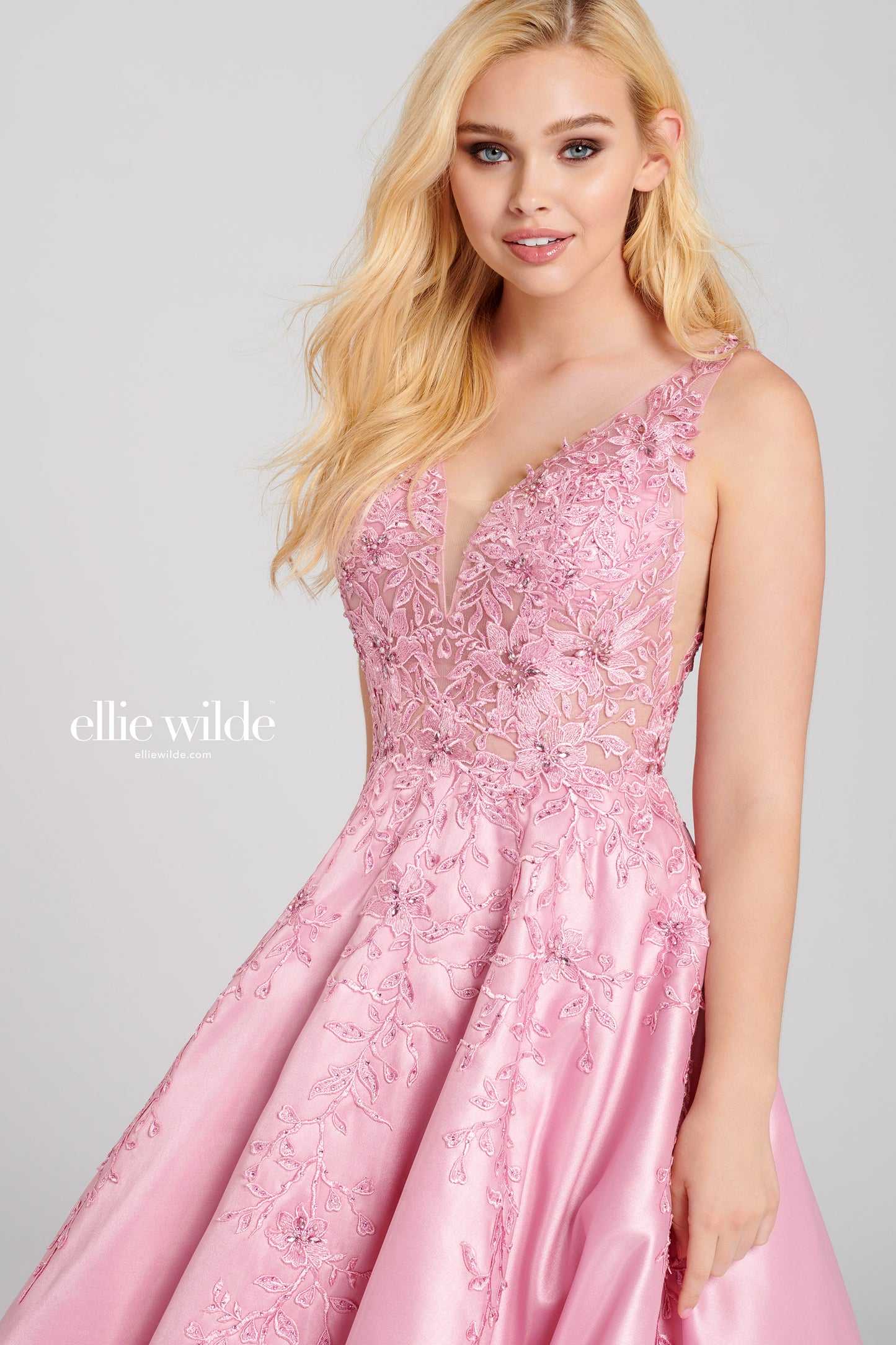 120115 Ellie Wilde A-line Prom Dress