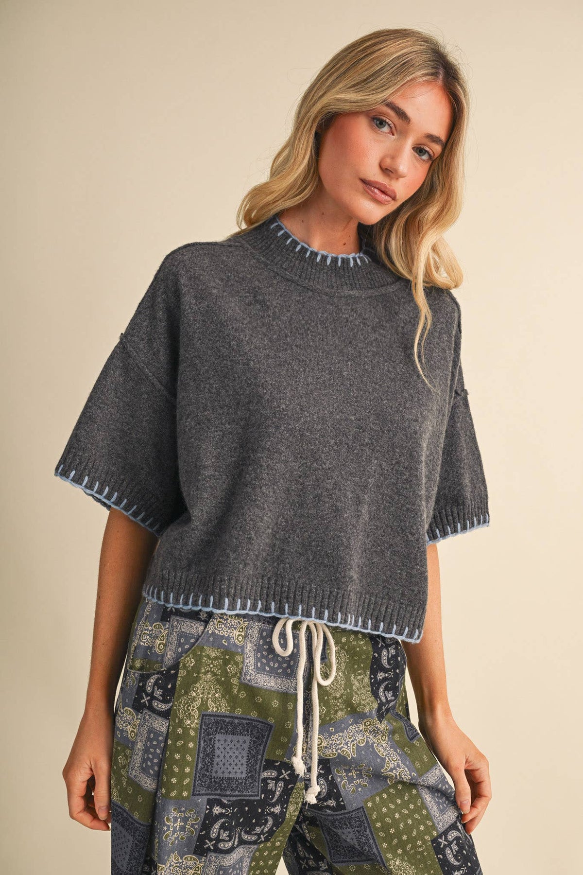 Mock Neck Short Sleeved Sweater MSW11407