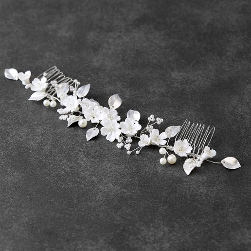 4631HC-I-S Handmade Bridal Hair Comb Vine - Light Ivory Resin Flowers & Matte Silver Leaves