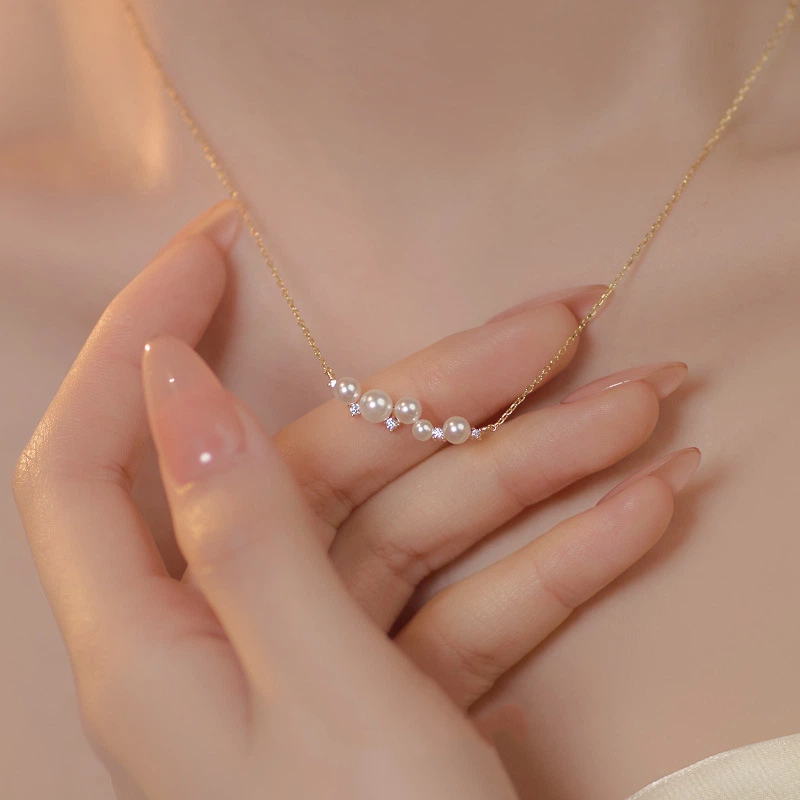 Pearl Horizontal Pendant Necklace in 925 Sterling Silver