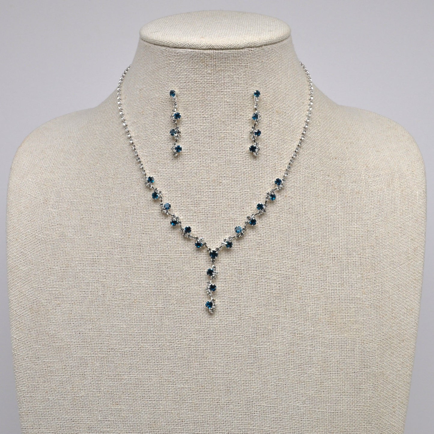 Aqua Round Cluster Rhinestone Earring and Necklace Set