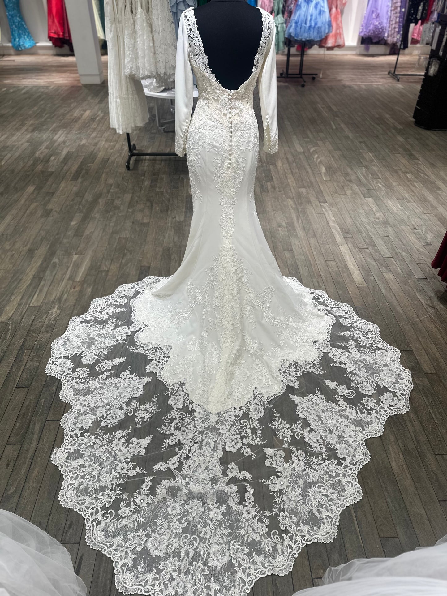 221204 Preston Martin Thornburg by Mon Cheri Fit & Flare