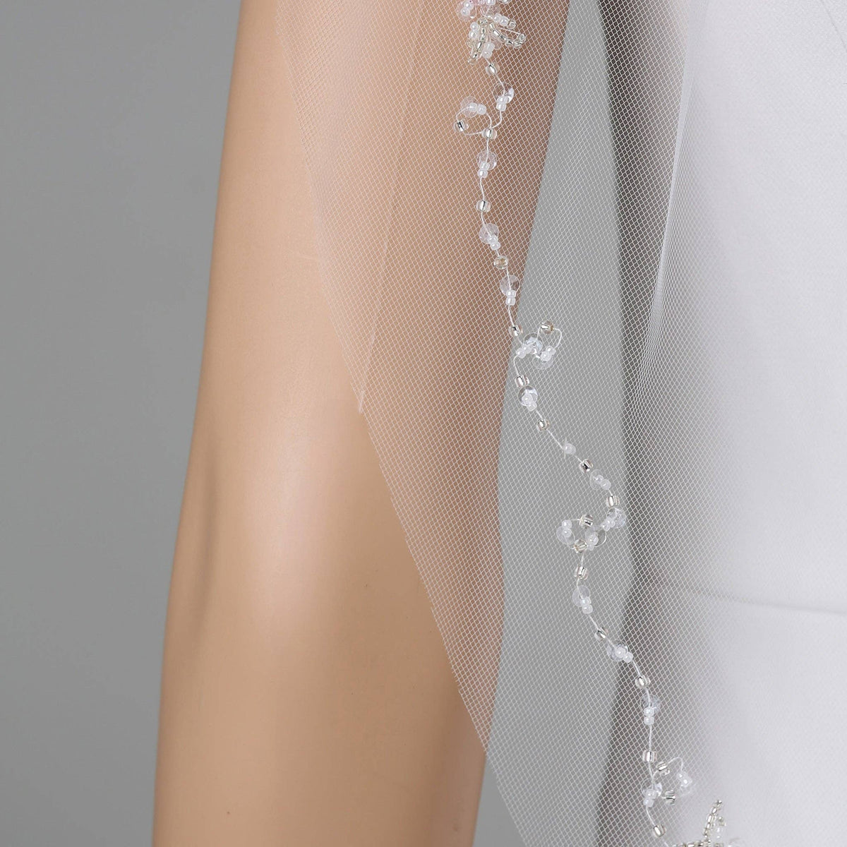 FS6341 Floral Vine Crystal Beaded Edge Veil 36"
