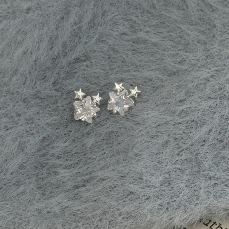 Tiny Star Cartilage Stud Earrings in 925 Sterling Silver