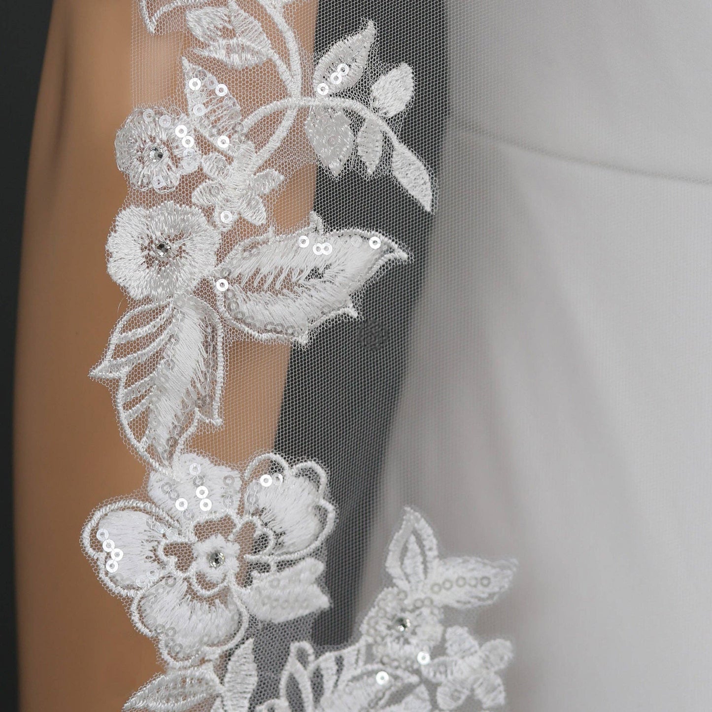 Floral Vine Embroidered Lace Rhinestones Veil