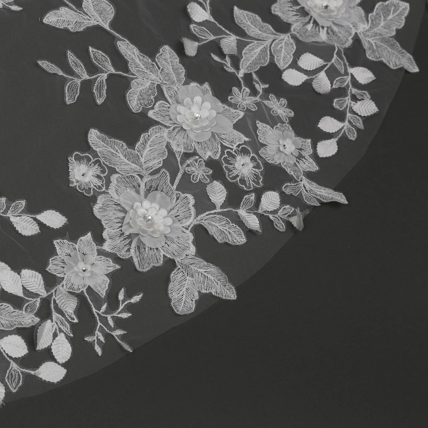 FS6227 3D Organza Flowers Embroidered Lace Bridal Veil 120"