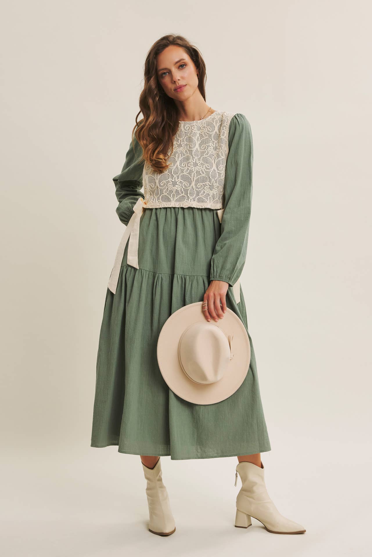 ROMANTIC WALKTHROUGH THE CITY CROCHET OVERLAY MAXI DRESS