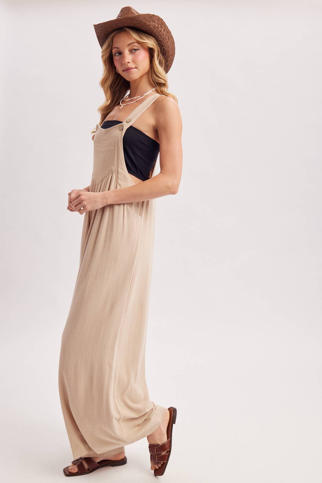 FLOWY WIDE LEG OVERALL JUMPSUIT