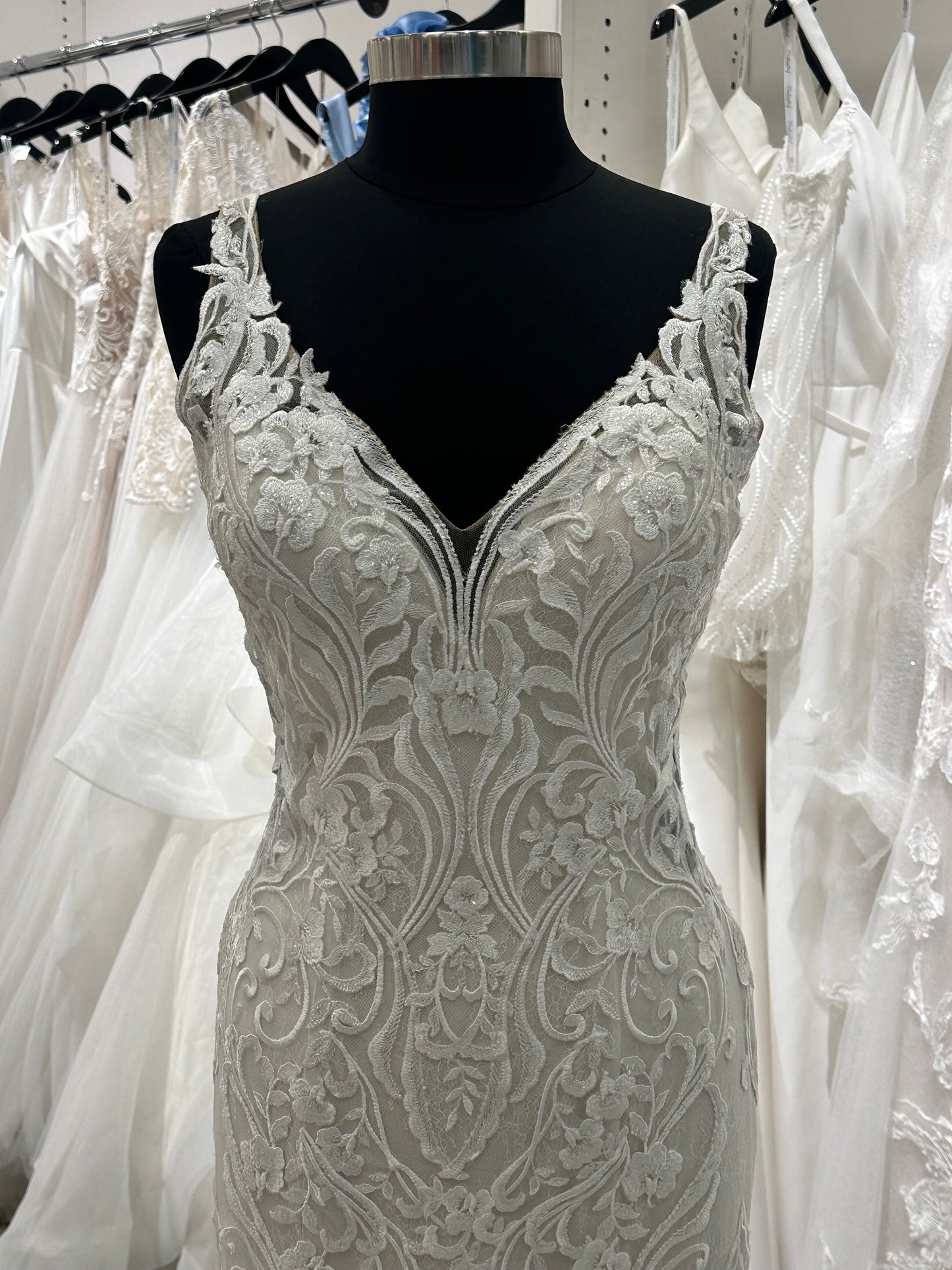 221211 Martin Thornburg Lace Sheath Dress