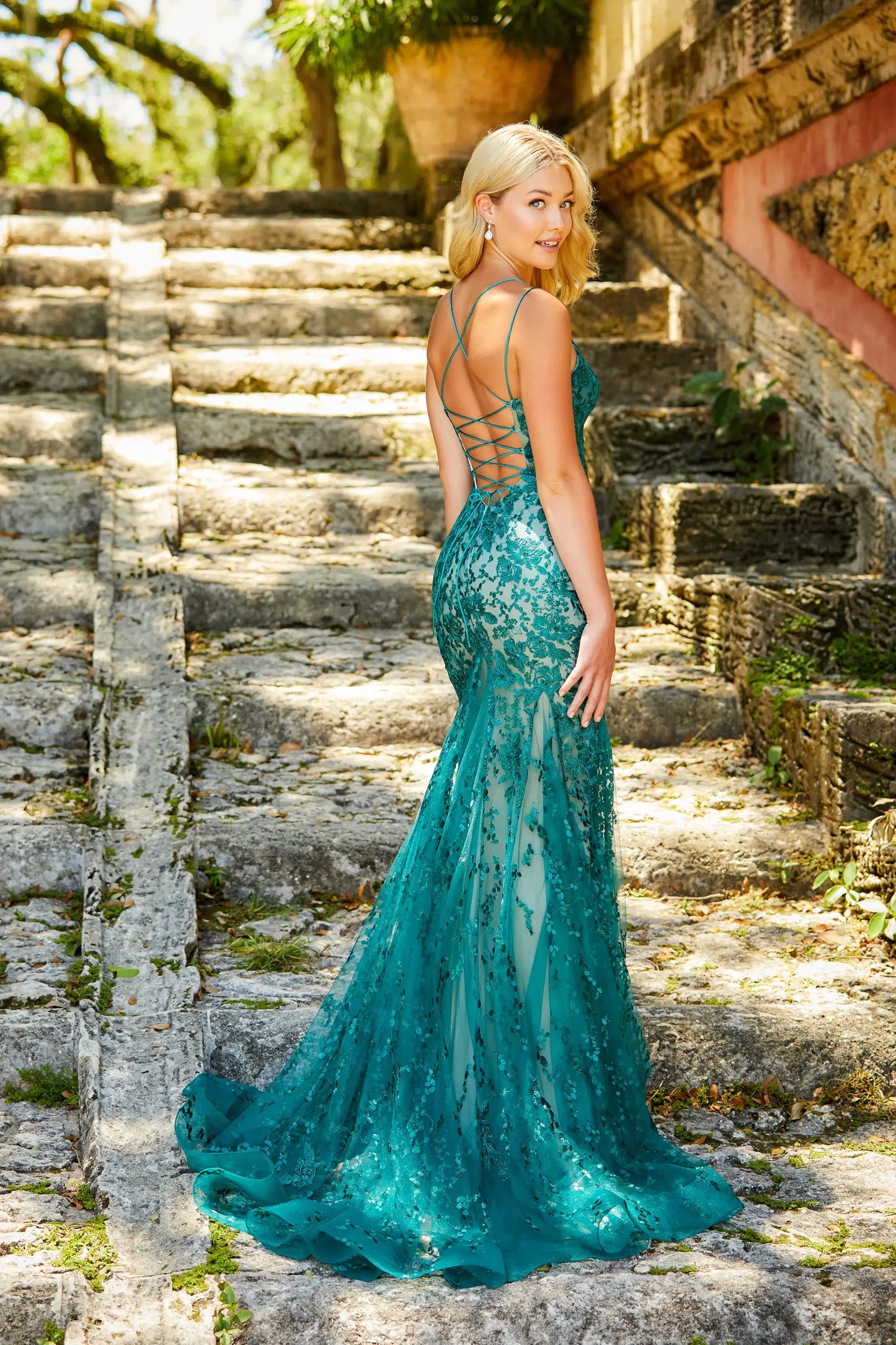 122032 Ellie Wilde Fit and Flare Prom