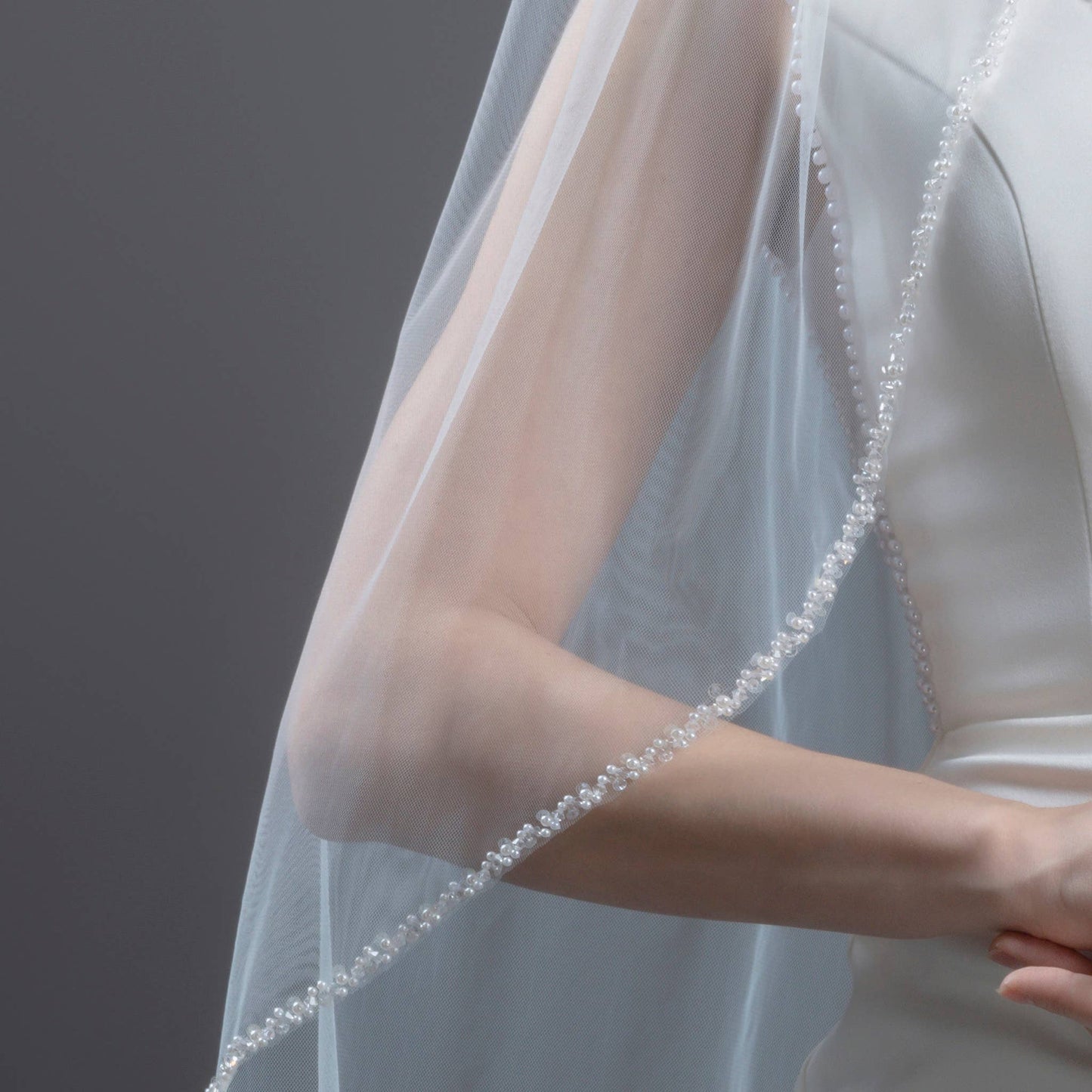 FS6243 Pearl Crystal Beaded Edge Bridal Veil 36"