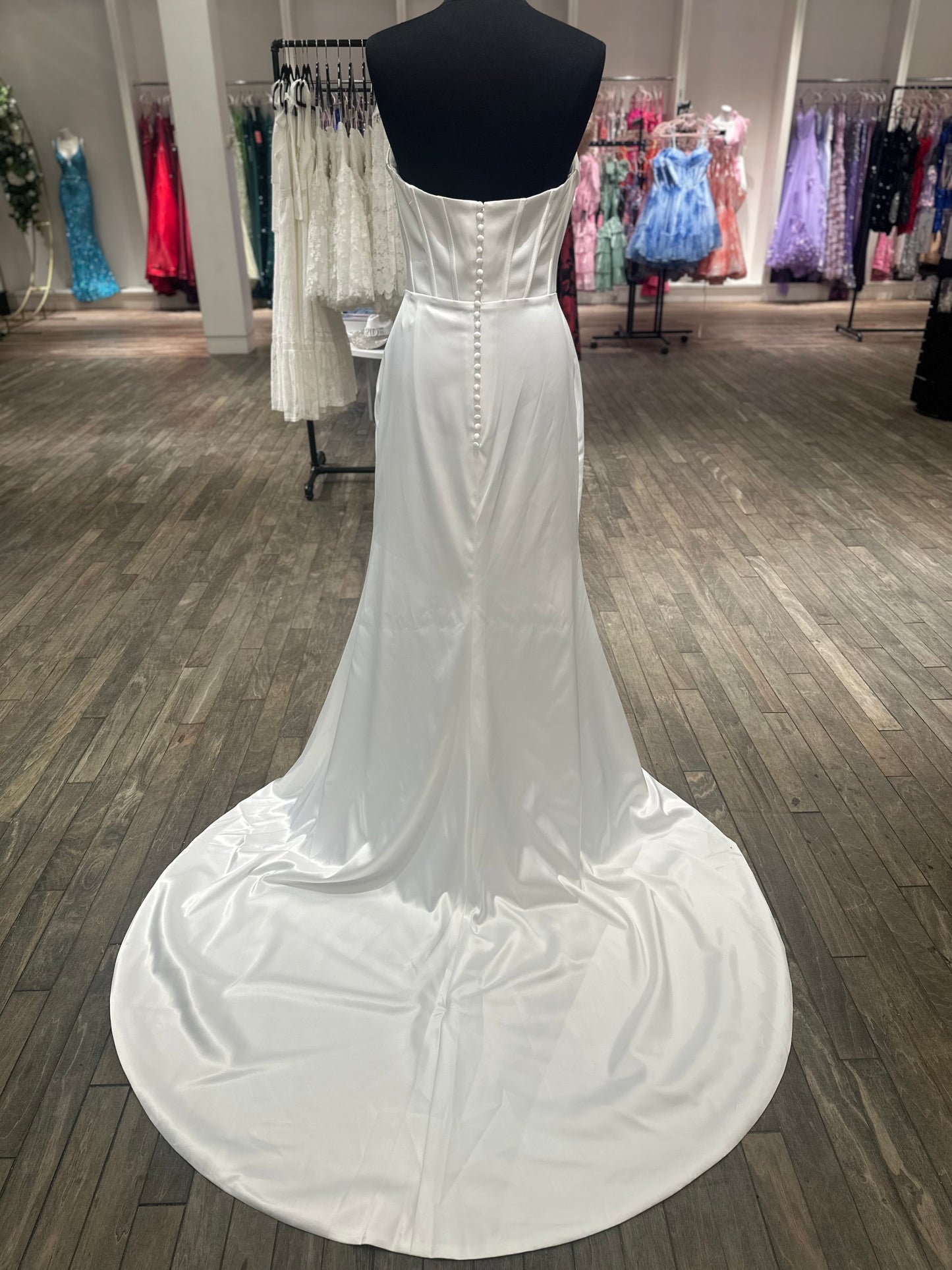 J6938 Moonlight Strapless Corset scoop neck