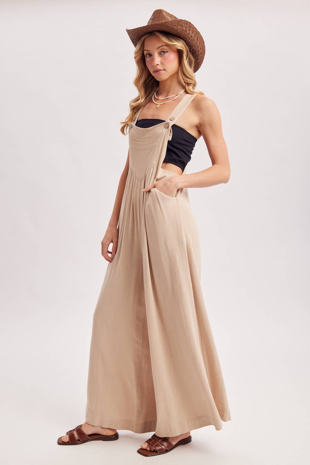 FLOWY WIDE LEG OVERALL JUMPSUIT