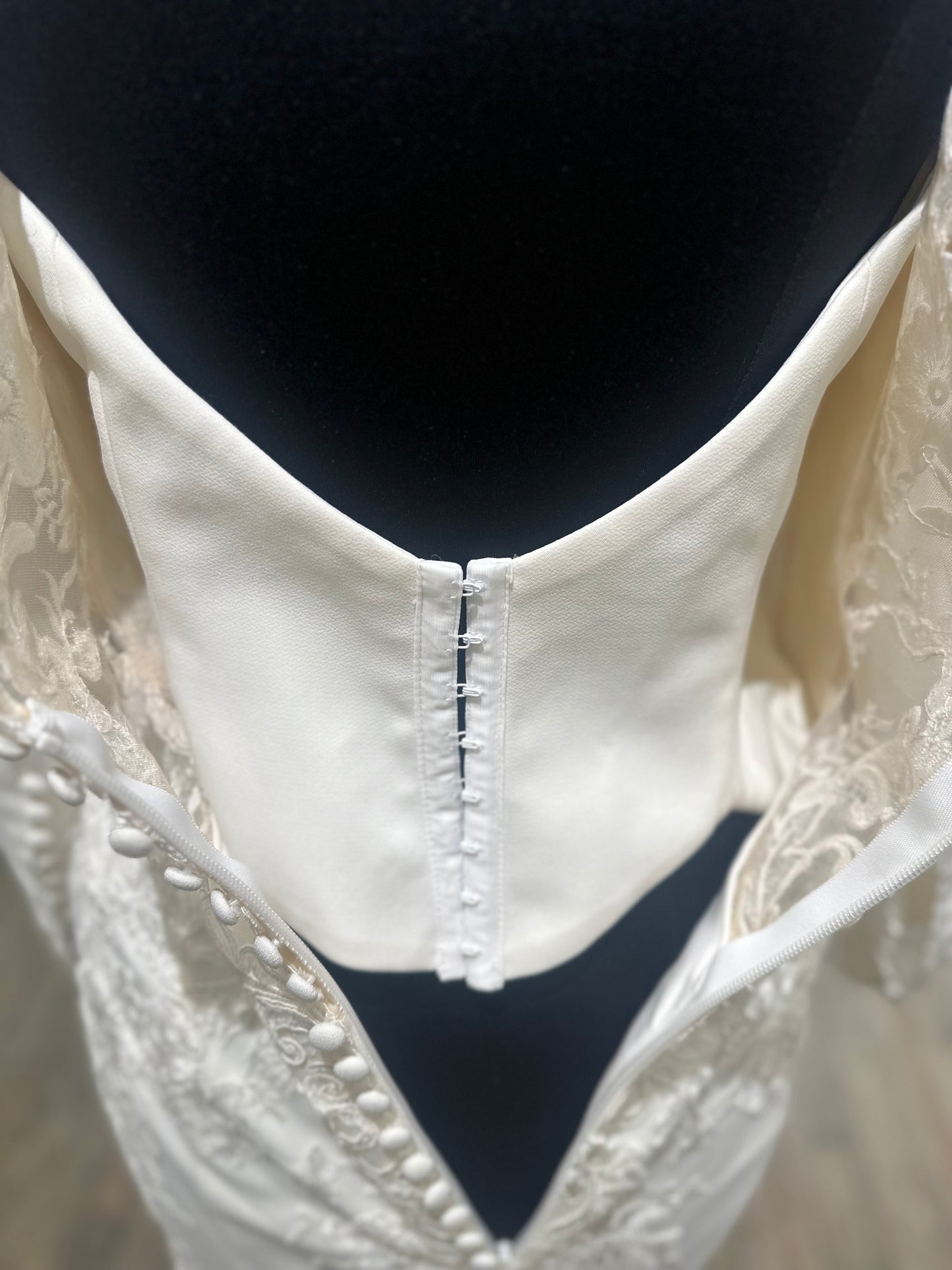 221204 Preston Martin Thornburg by Mon Cheri Fit & Flare