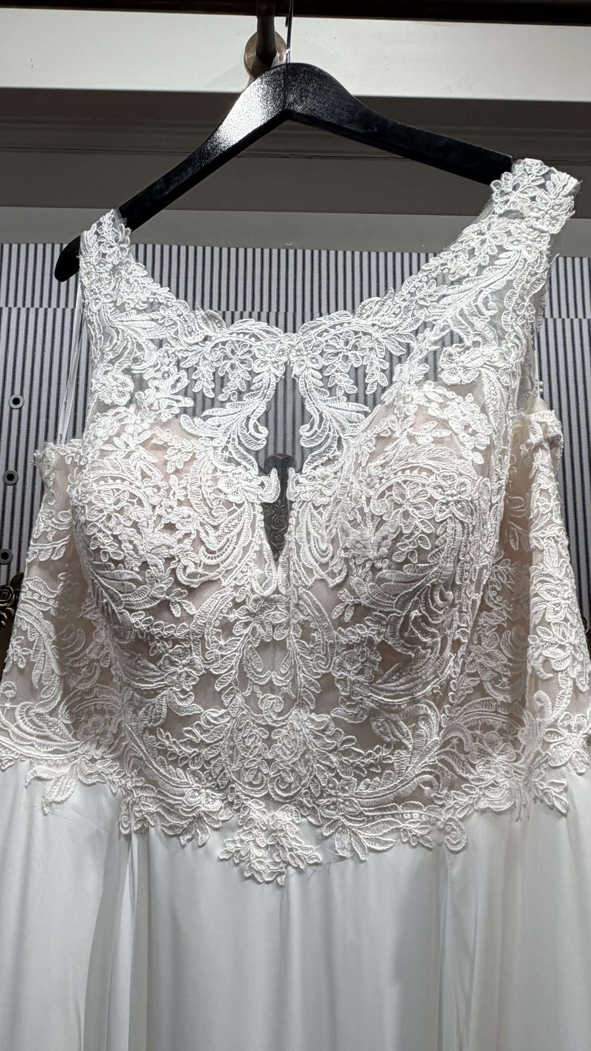 Stella York 6871ZZ Boho Crepe Bridal Dress