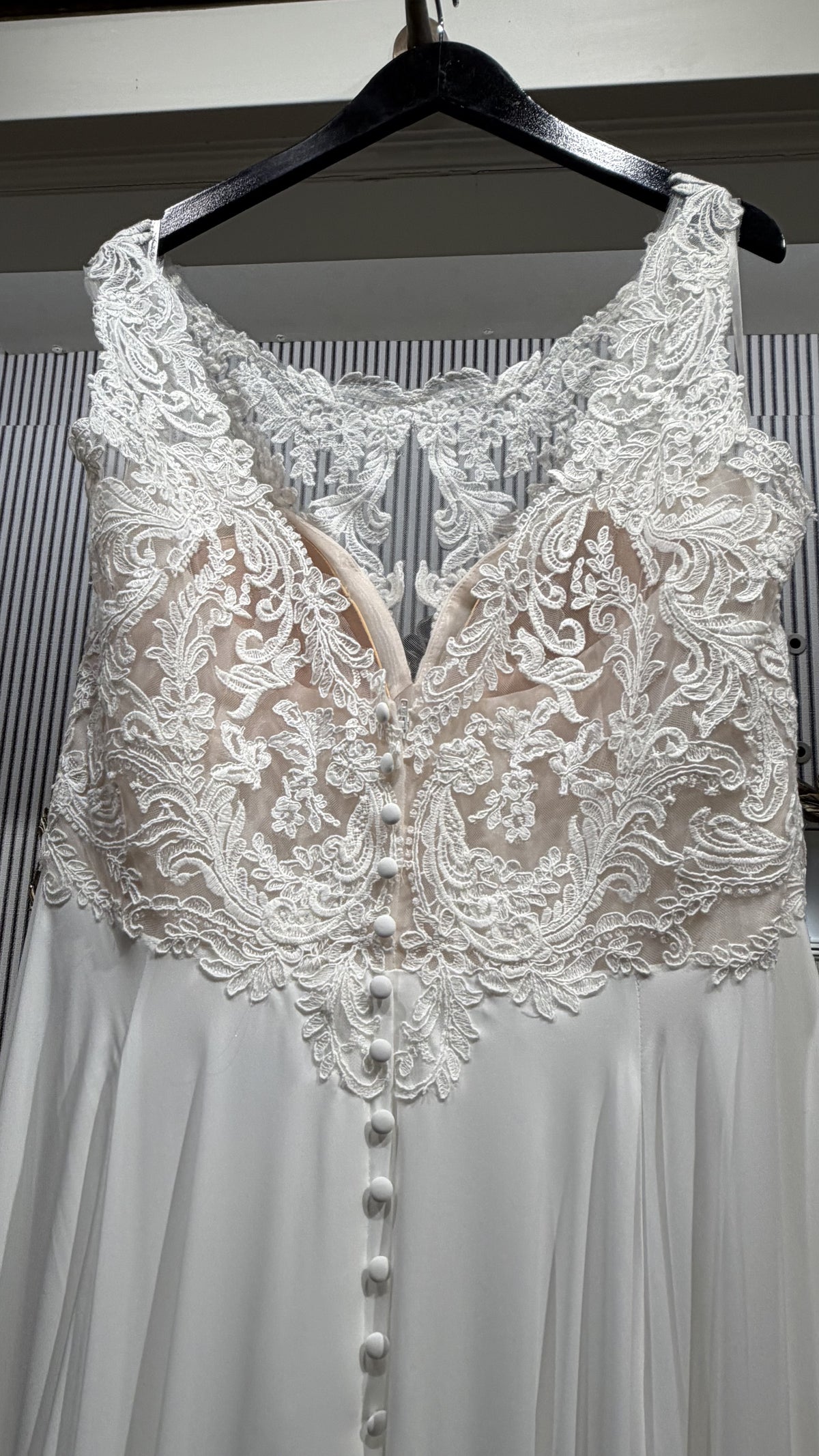 Stella York 6871ZZ Boho Crepe Bridal Dress