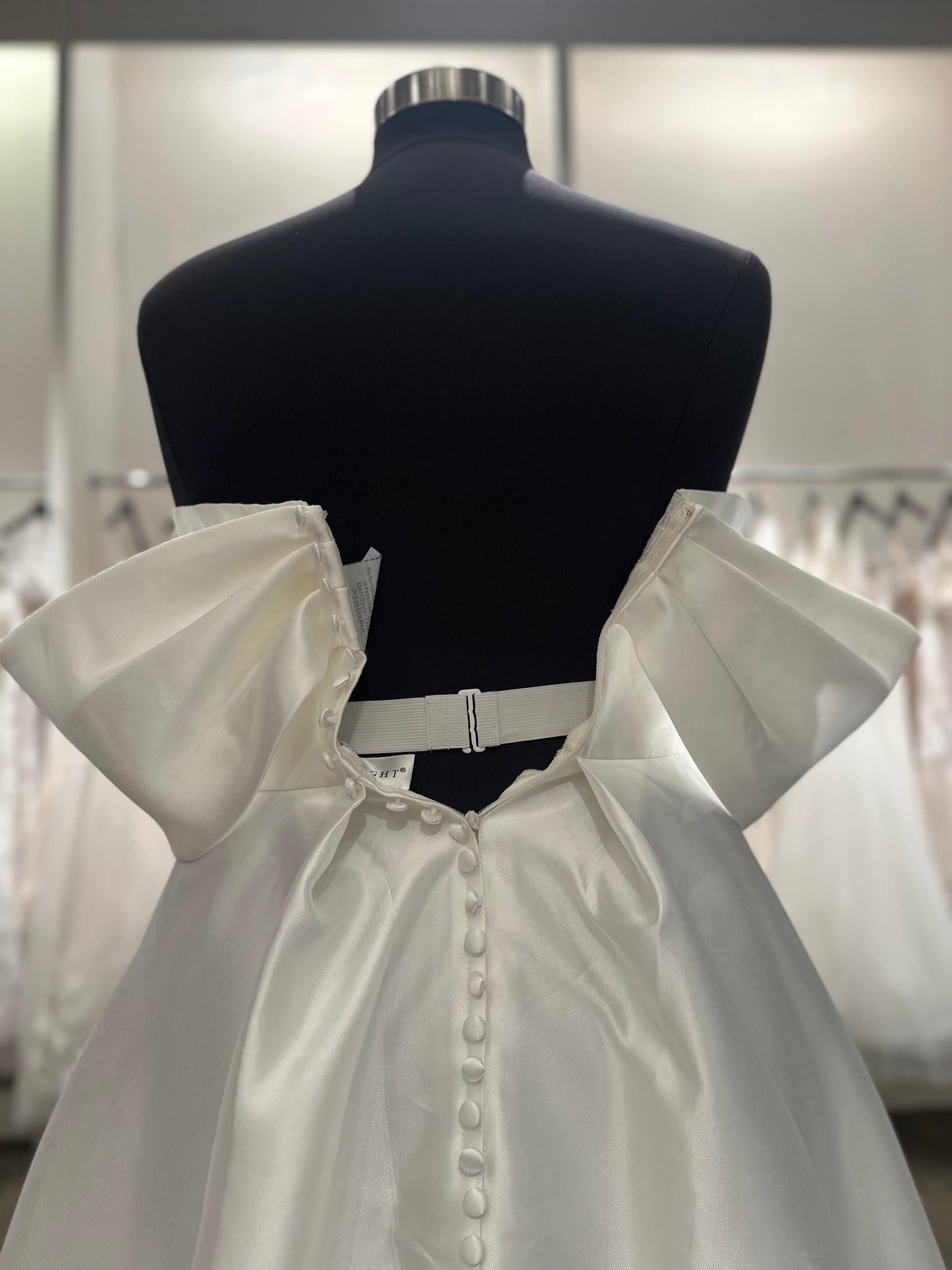 T112 Chic Off-the-Shoulder Wedding Dress with Slit