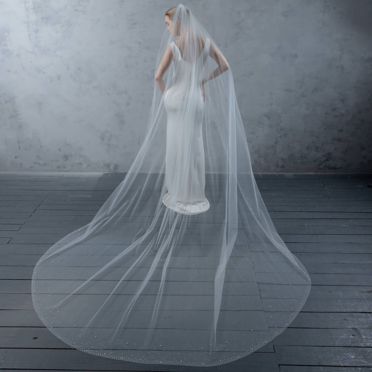 FS6253 Wide Faux Pearls Edge Bridal Veil 36" 45" 108" 120"