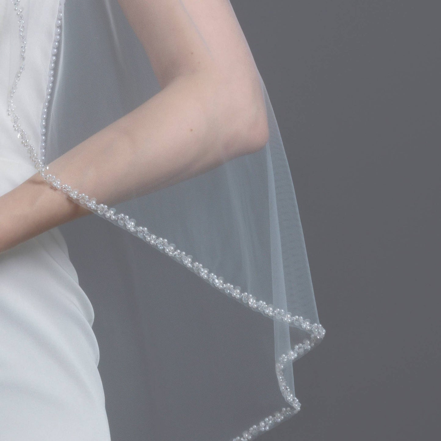 FS6243 Pearl Crystal Beaded Edge Bridal Veil 36"