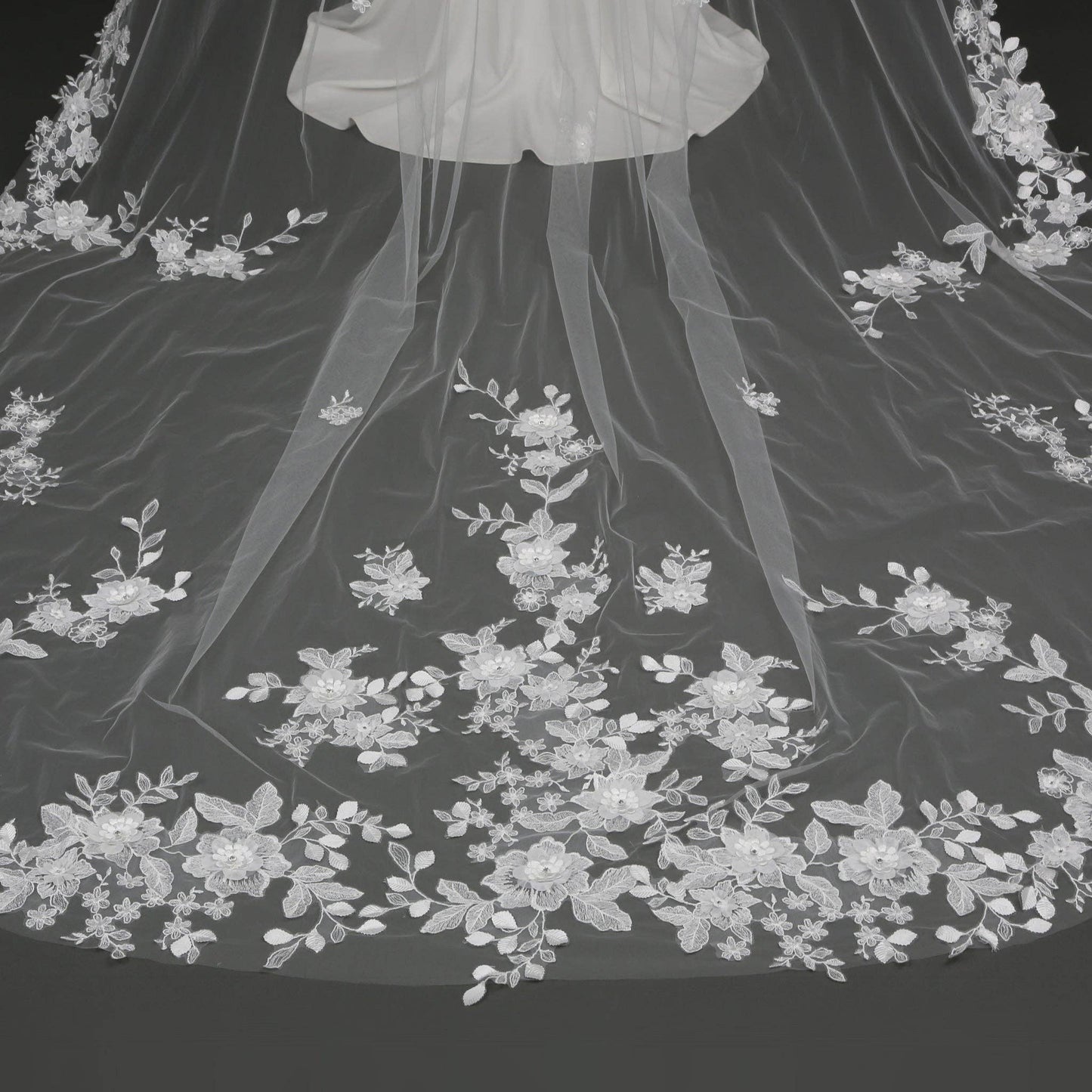 FS6227 3D Organza Flowers Embroidered Lace Bridal Veil 120"