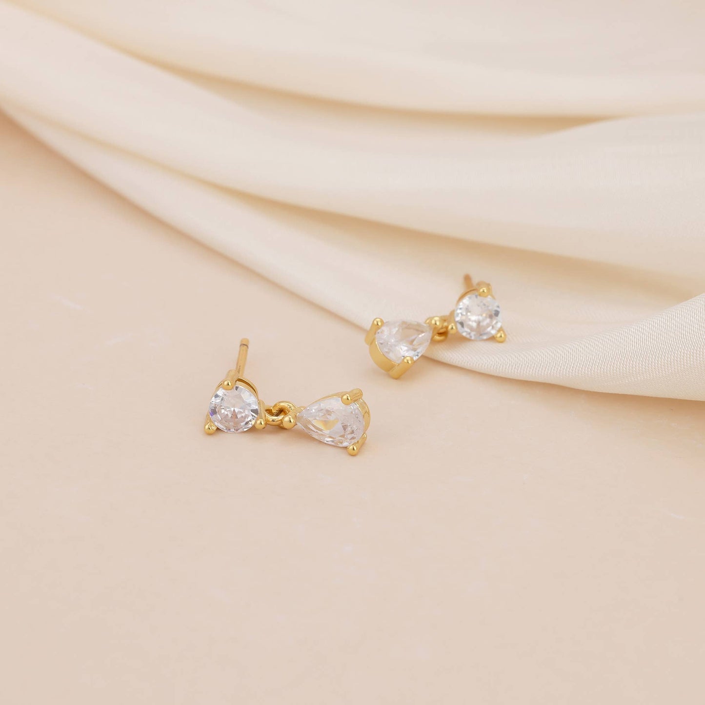 CZ Diamond Gold Dangle Earring