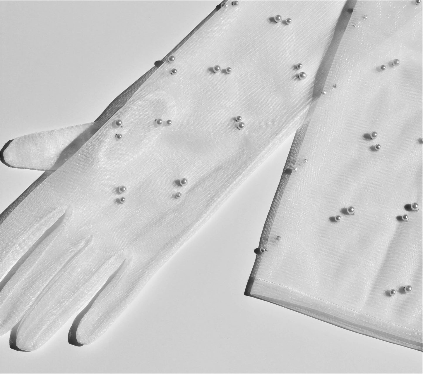 Long Tulle Nylon Wedding Gloves with High Quality Pearls
