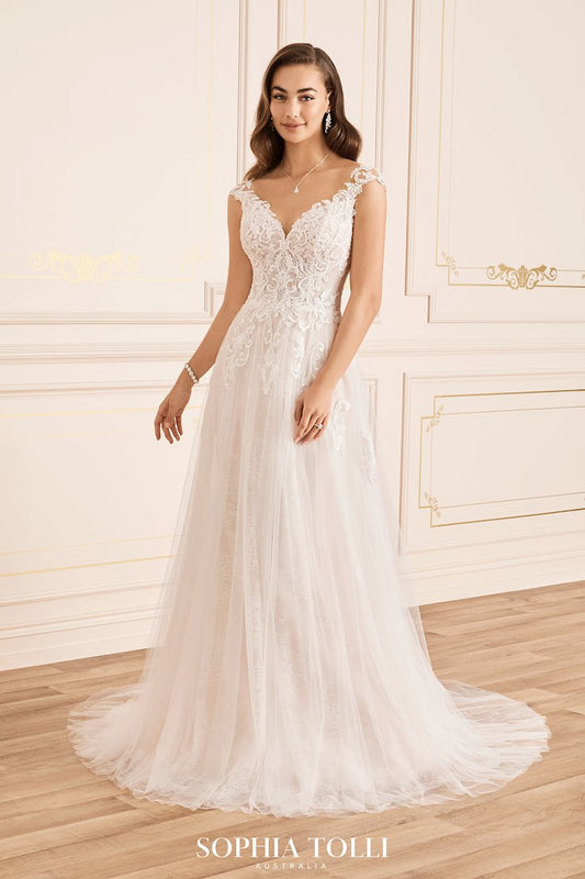Y12023 Kaydence by Sophia Tolli