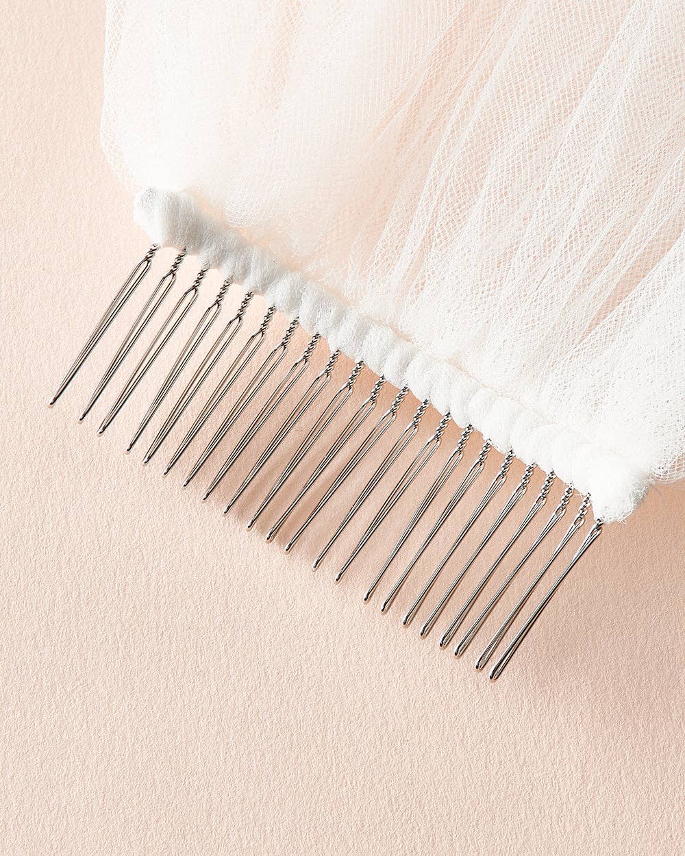 5097 Mila Shimmer Veil: Fingertip - 36 inches, Ivory Discontinued 6/16/2025