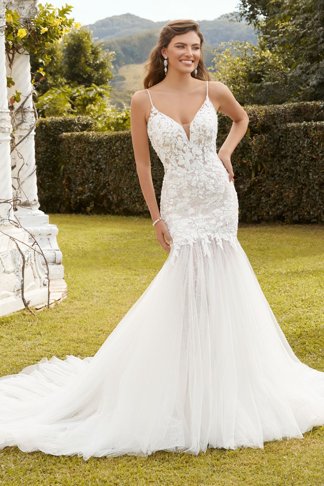 Y12236 Dakota by Sophia Tolli