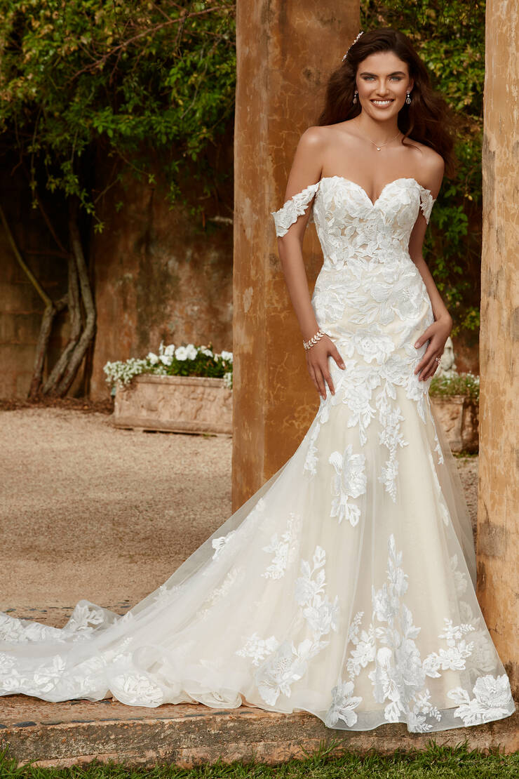 Sexy off the 2025 shoulder wedding dress